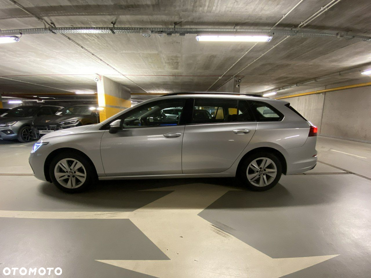 Volkswagen Golf - 4