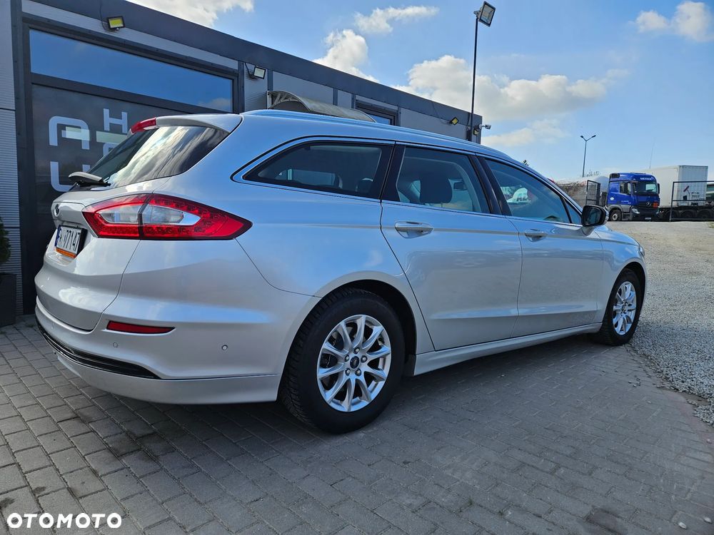 Ford Mondeo 2.0 TDCi STart-Stopp PowerShift-Aut Titanium - 4