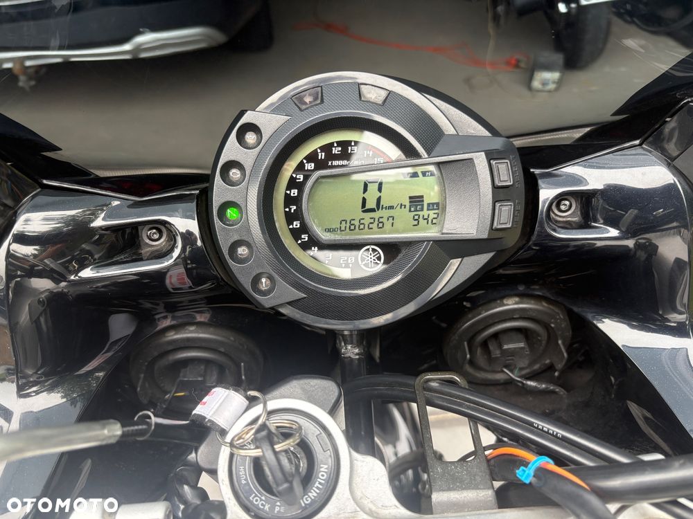Yamaha FZ6 - 4