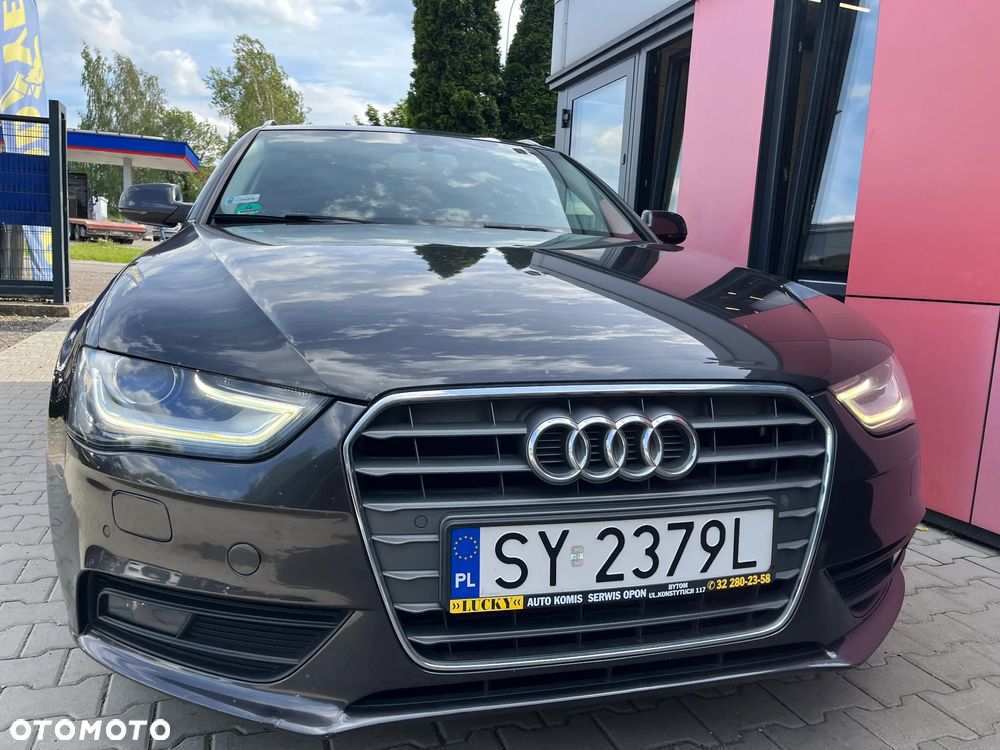 Audi A4 Avant 2.0 TDI DPF clean diesel Attraction - 4