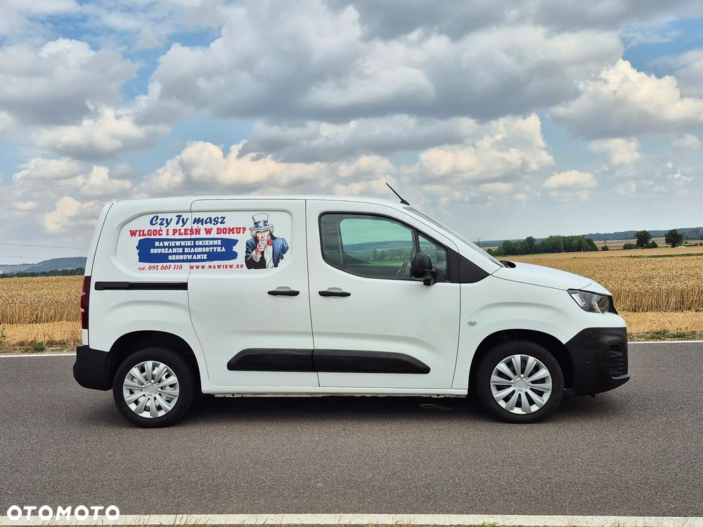 Peugeot Partner  1,5 Diesel 130 KM, Full Bogata Wersja, Faktura 23% - 6