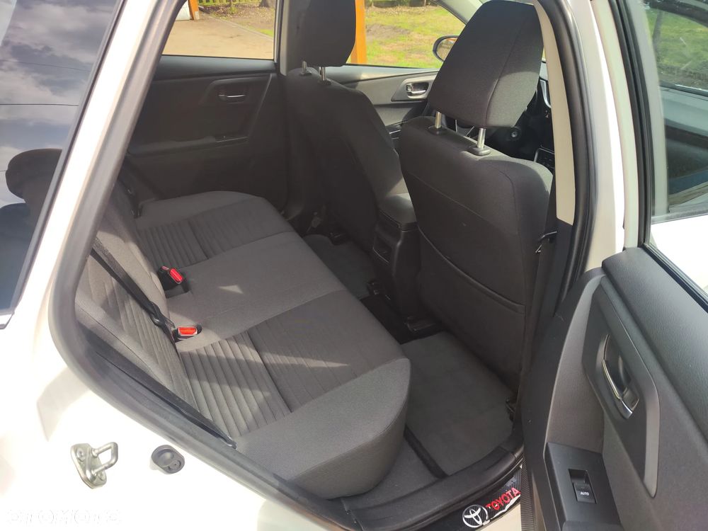 Toyota Auris - 8