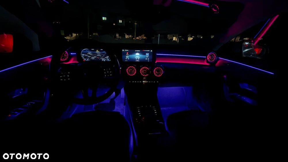 Mercedes-Benz CLA 250 e 8G-DCT AMG Line - 8
