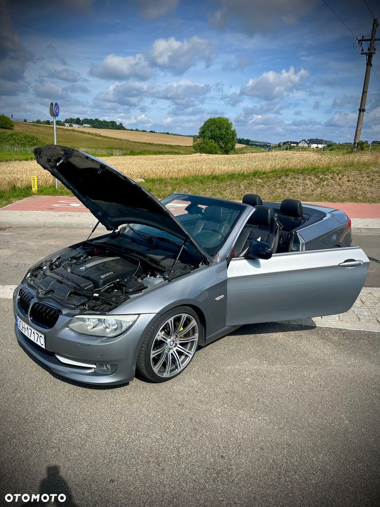 BMW Seria 3 325d - 35