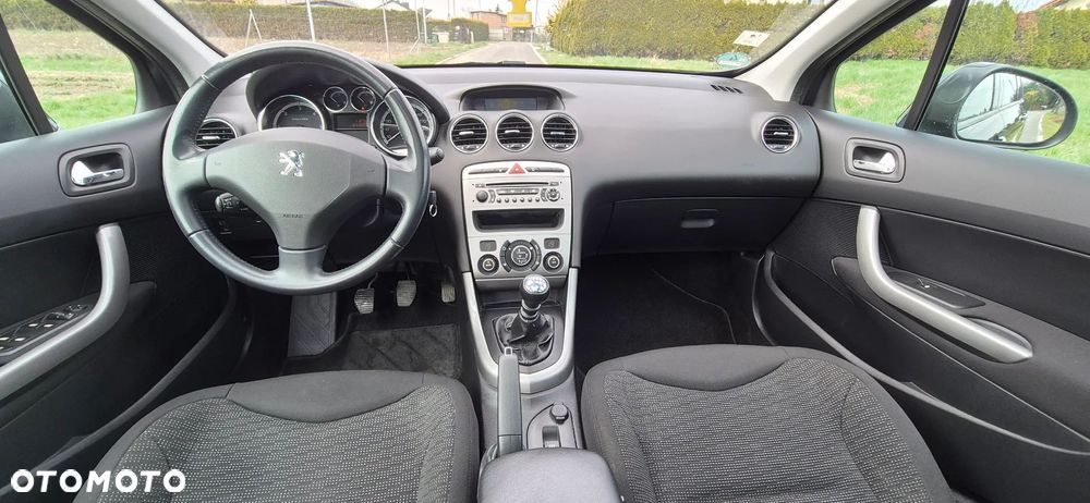 Peugeot 308 HDi FAP 140 Family - 15