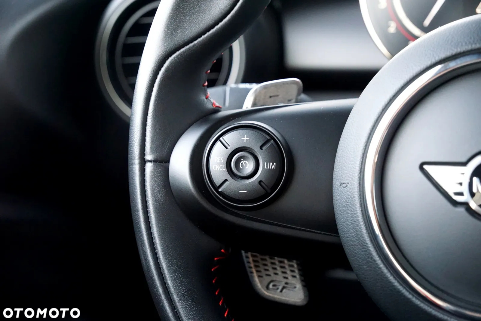 MINI John Cooper Works ALL4 sport - 23