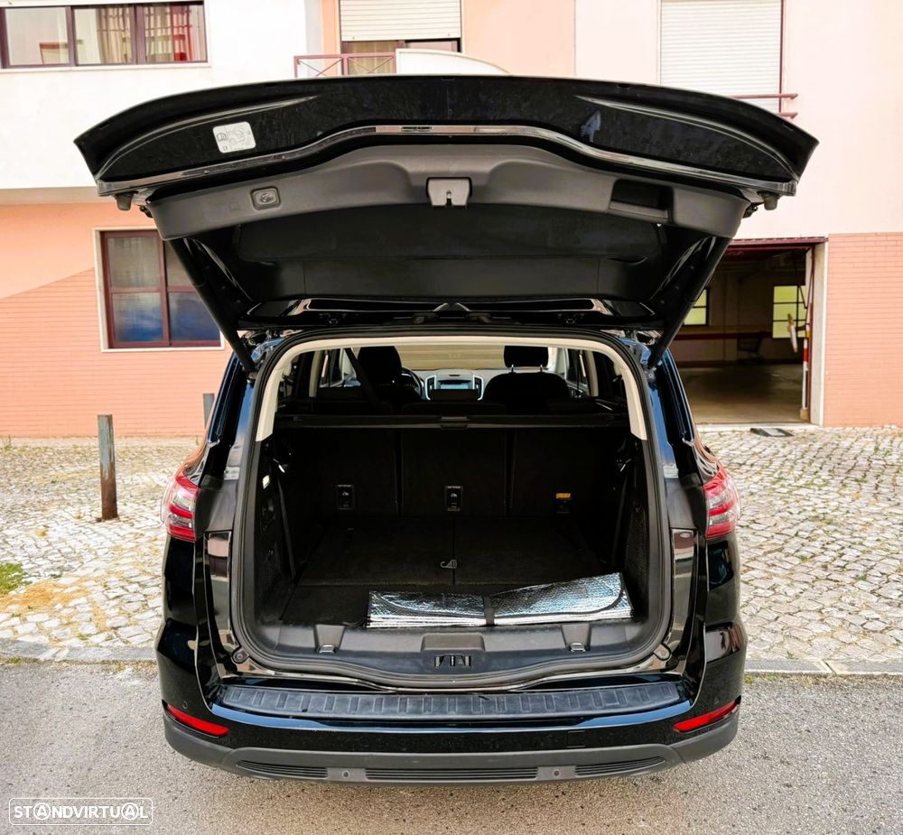 Ford S-Max 2.0 TDCi Titanium - 34