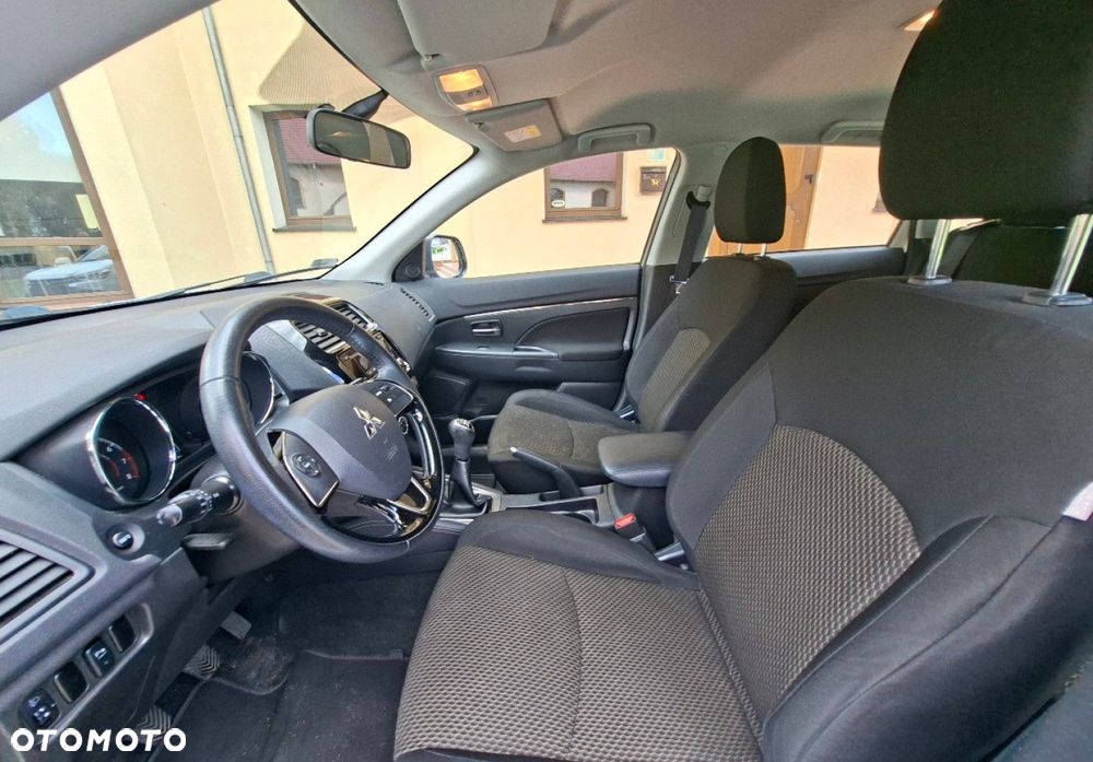 Mitsubishi ASX - 19
