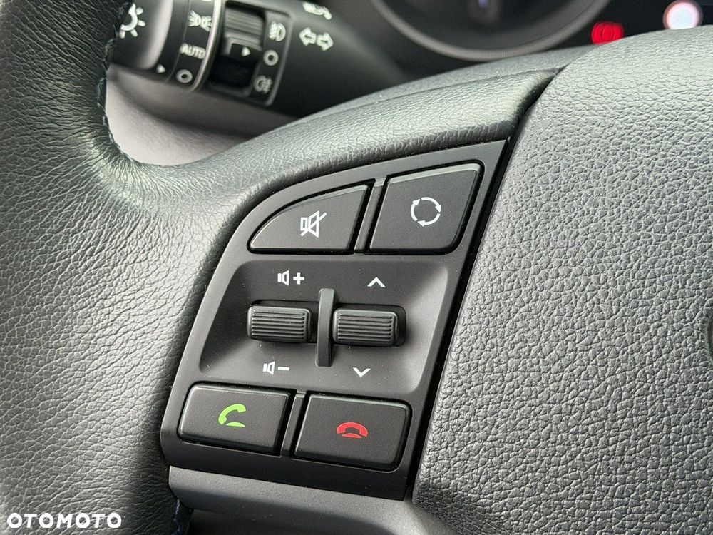 Hyundai Tucson blue 1.7 CRDi 2WD DCT Premium - 22