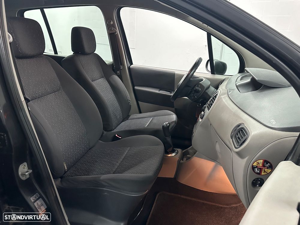 Renault Modus 1.2 16V Dynamique - 10