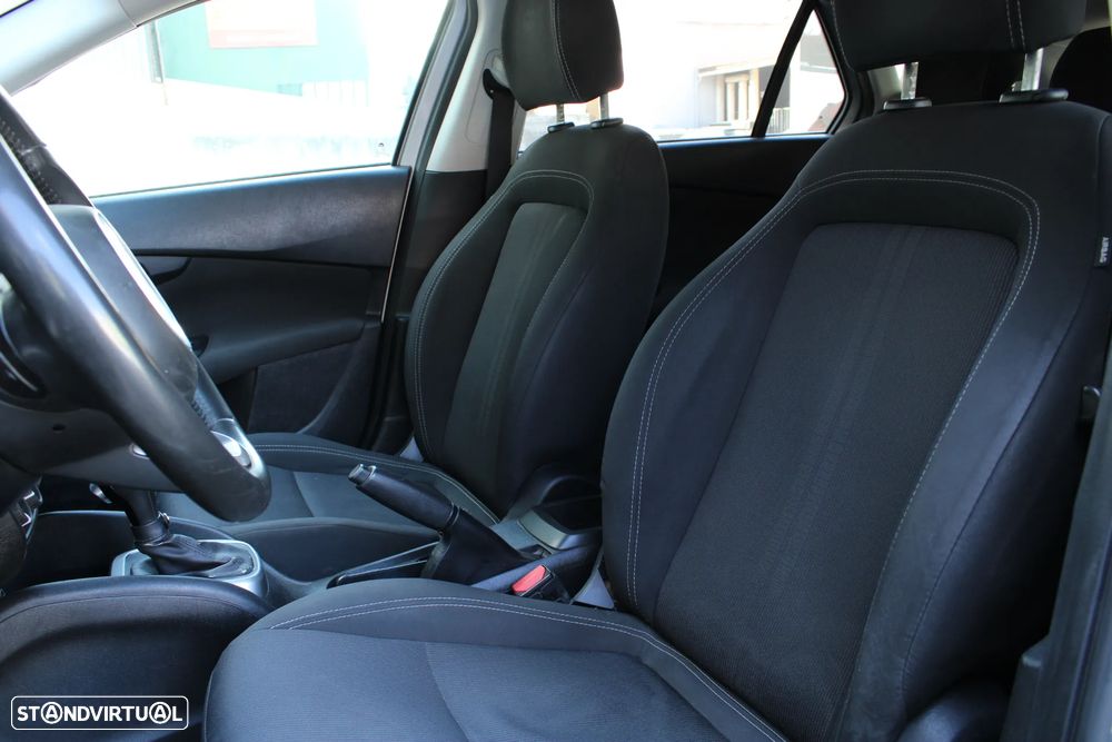Fiat Tipo Station Wagon 1.6 M-Jet Lounge Tech DCT - 25