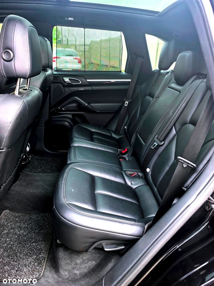 Porsche Cayenne Platinum Edition - 23