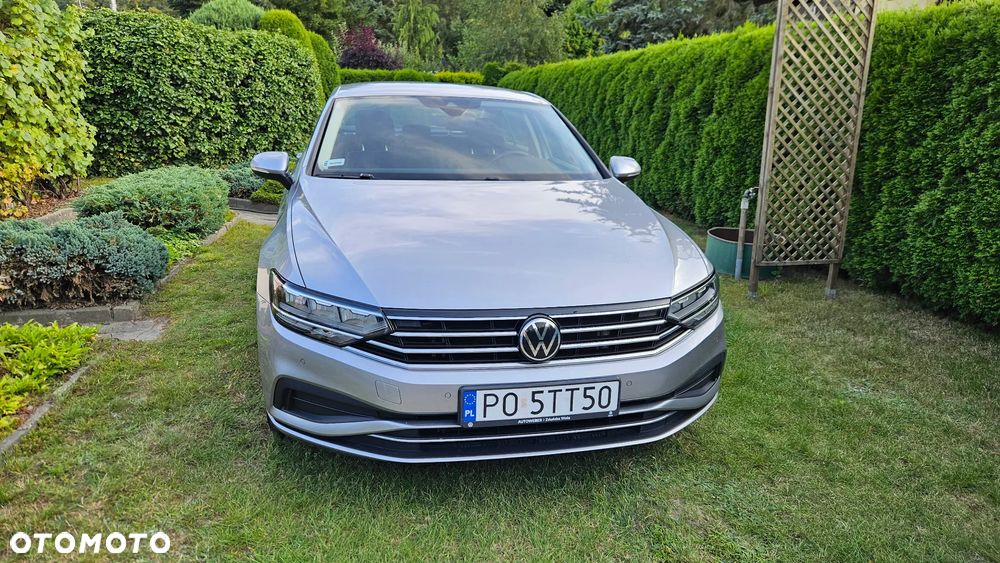Volkswagen Passat 1.5 TSI EVO Business DSG - 1