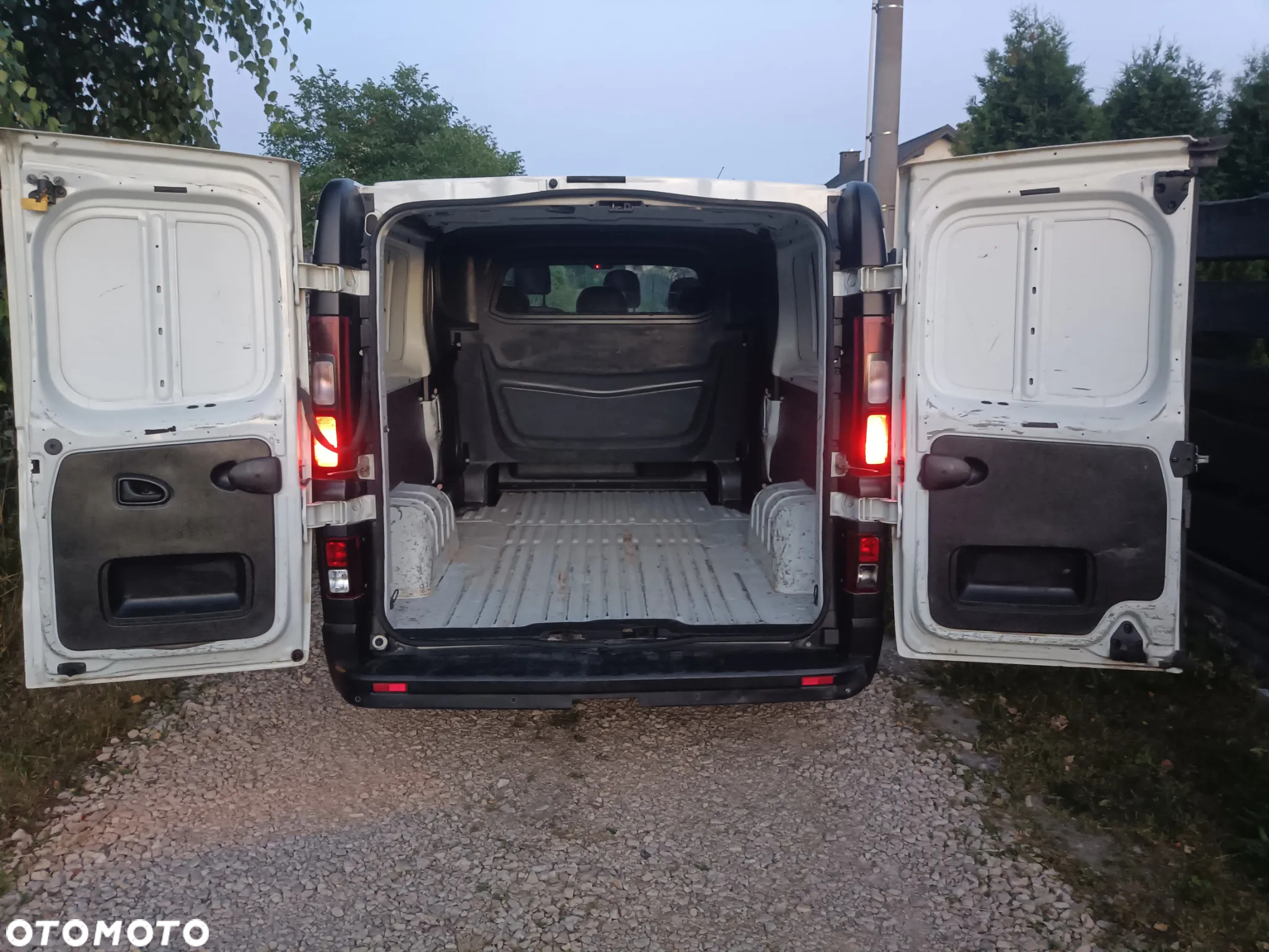 Renault Trafic - 31