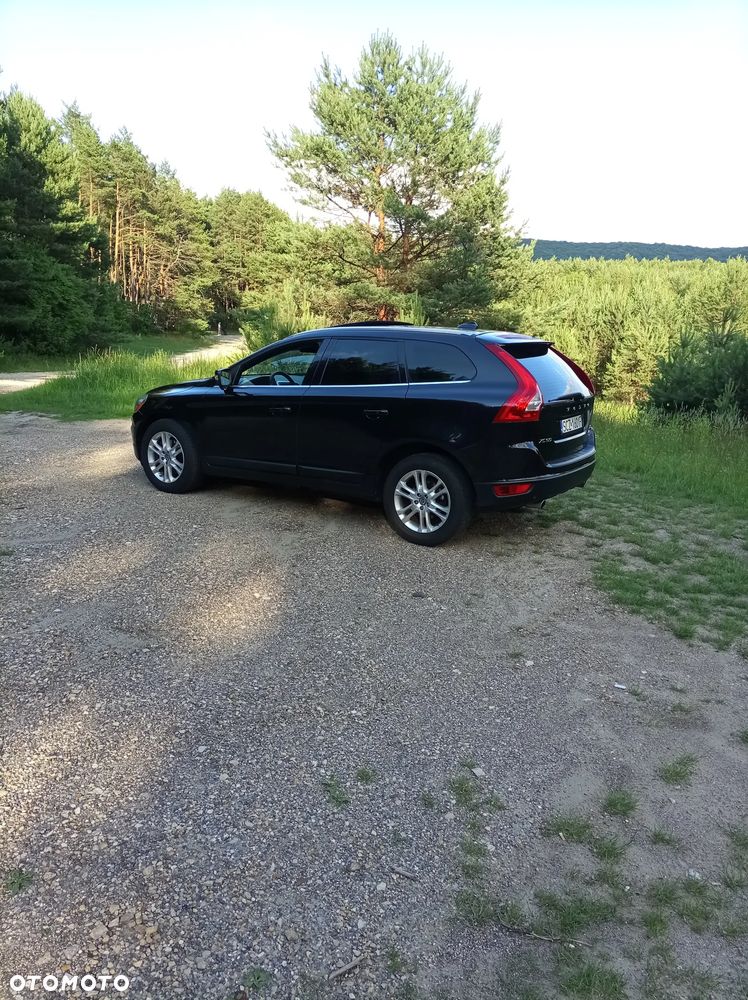 Volvo XC 60 D5 AWD Summum - 4