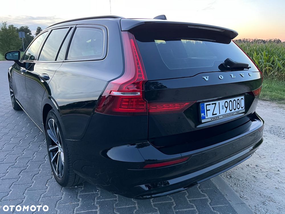 Volvo V60 B5 B AWD Plus Dark - 6