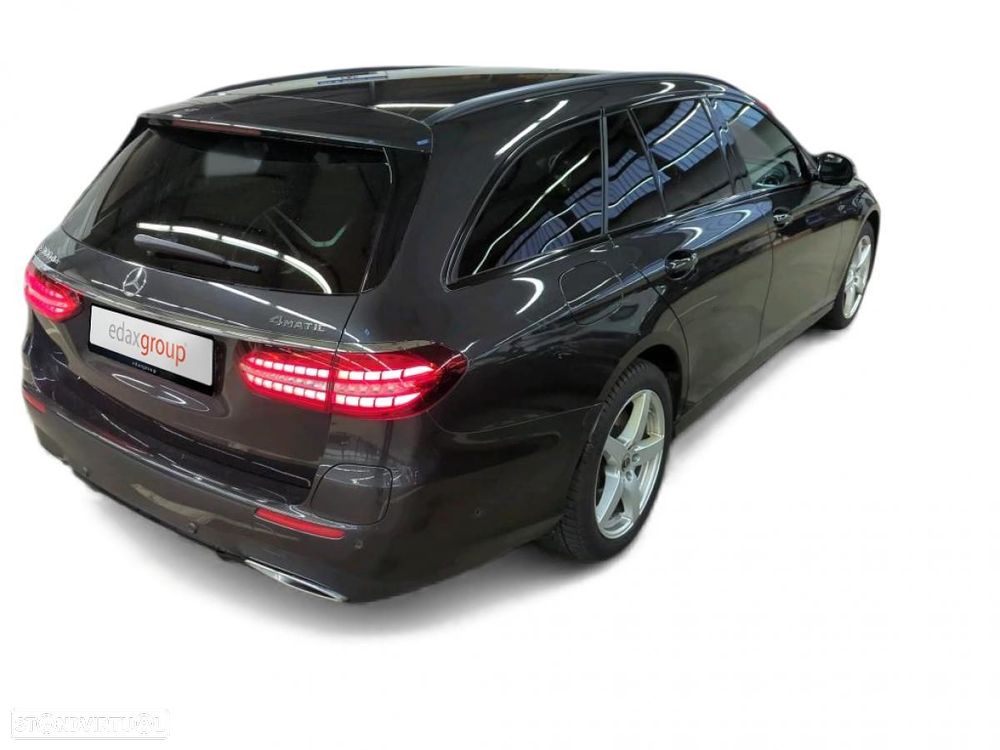 Mercedes-Benz E 300 de 4Matic T 9G-TRONIC AMG Line - 2
