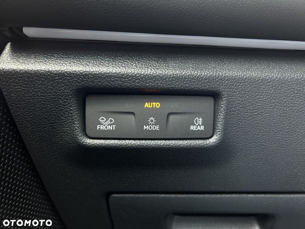 Volkswagen Tiguan 1.5 eTSI Life Plus DSG - 27