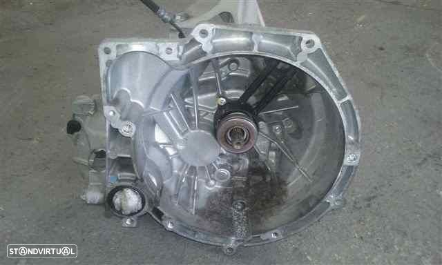 CAIXA VELOCIDADES FORD FIESTA VI 2011 -AA6R7002CBB - 2