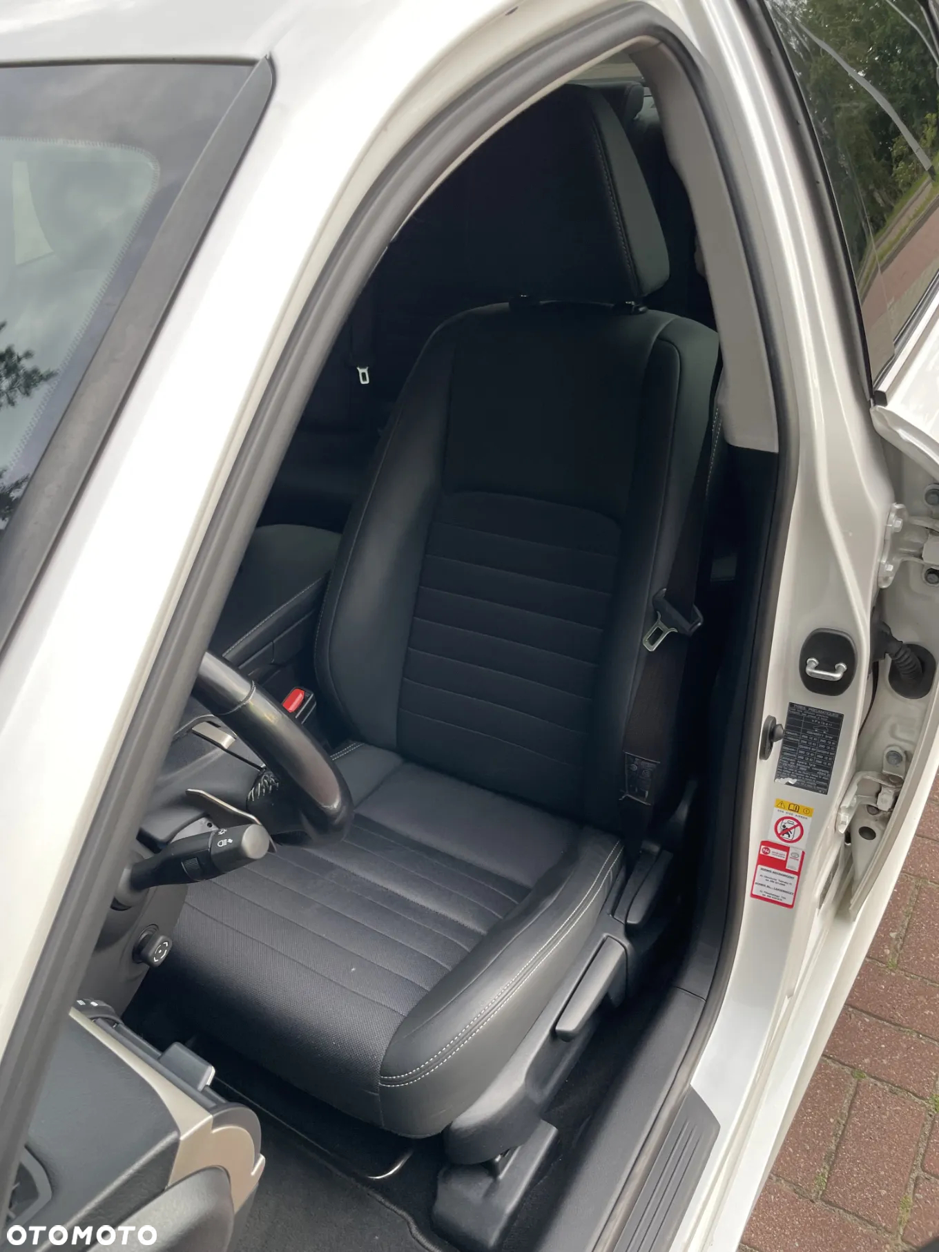 Lexus IS 200t Elegance - 16