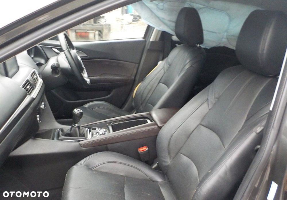 Mazda 3 - 25