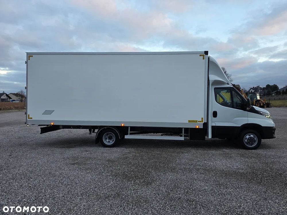 Iveco DAILY  50C18  12 PALET 6 METRÓW  KONTENER DMC 3.5T - 3