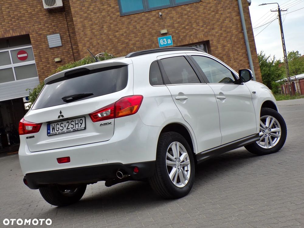 Mitsubishi ASX 2.2 DI-D 4WD Automatik Diamant Edition+ - 2