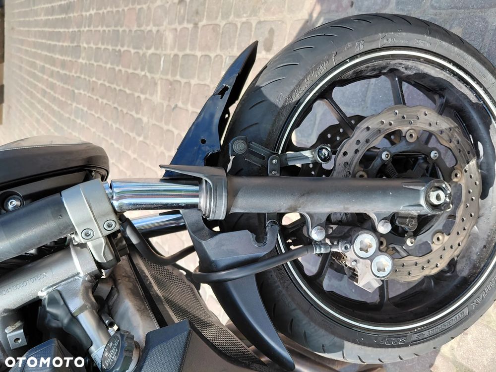 Yamaha MT - 16