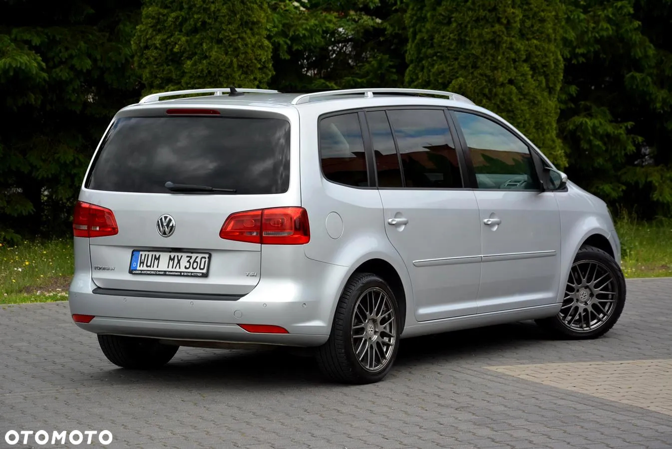 Volkswagen Touran 1.4 TSI Highline Perfectline - 11
