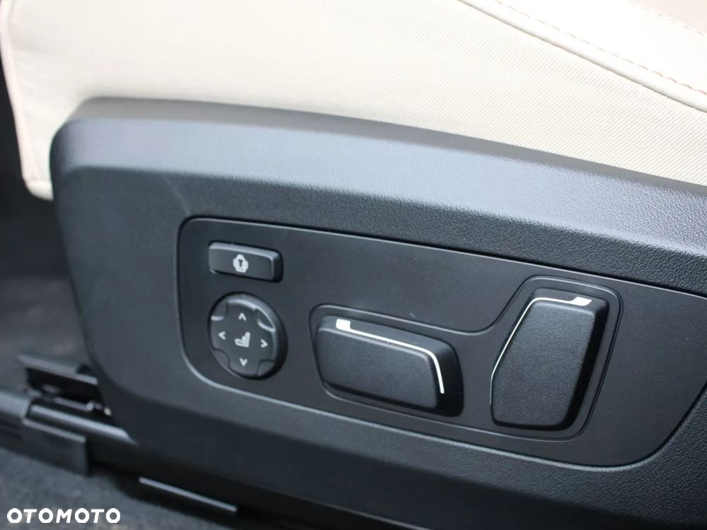 BMW X3 xDrive20 mHEV - 12