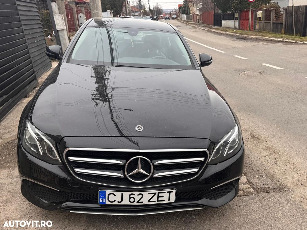 Mercedes-Benz E 300 de 9G-TRONIC - 6
