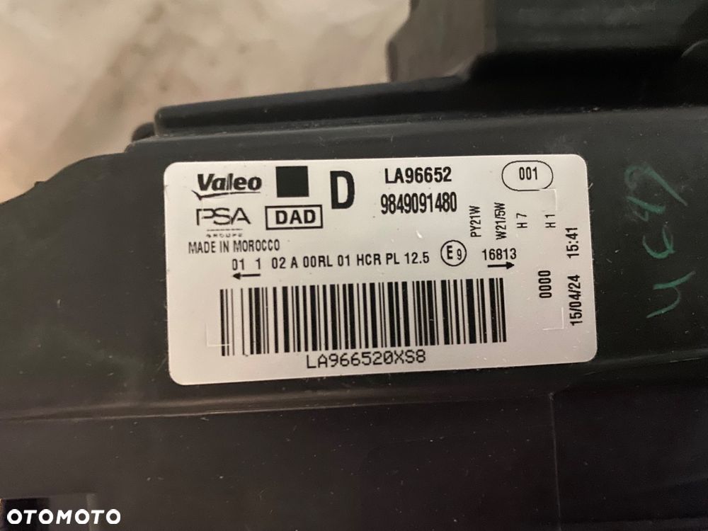 Doblo berlingo lampa prawa przód nowa - 2