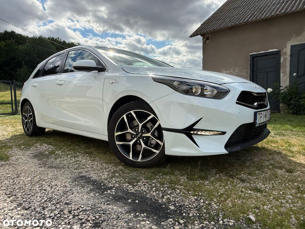 Kia Ceed - 31