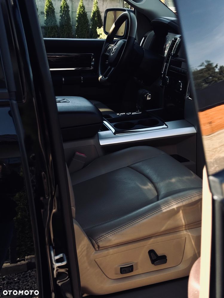 Dodge RAM 5.7 4x4 - 36