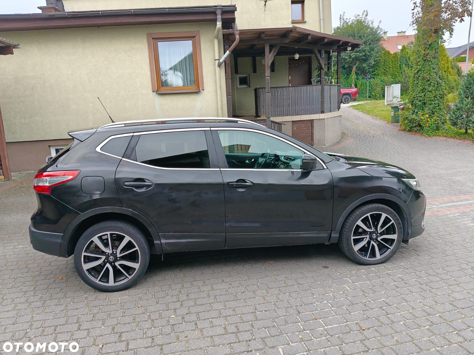 Nissan Qashqai 1.6 dCi Xtronic TEKNA - 11