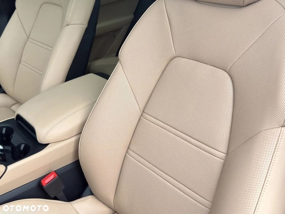 Porsche Cayenne S - 5