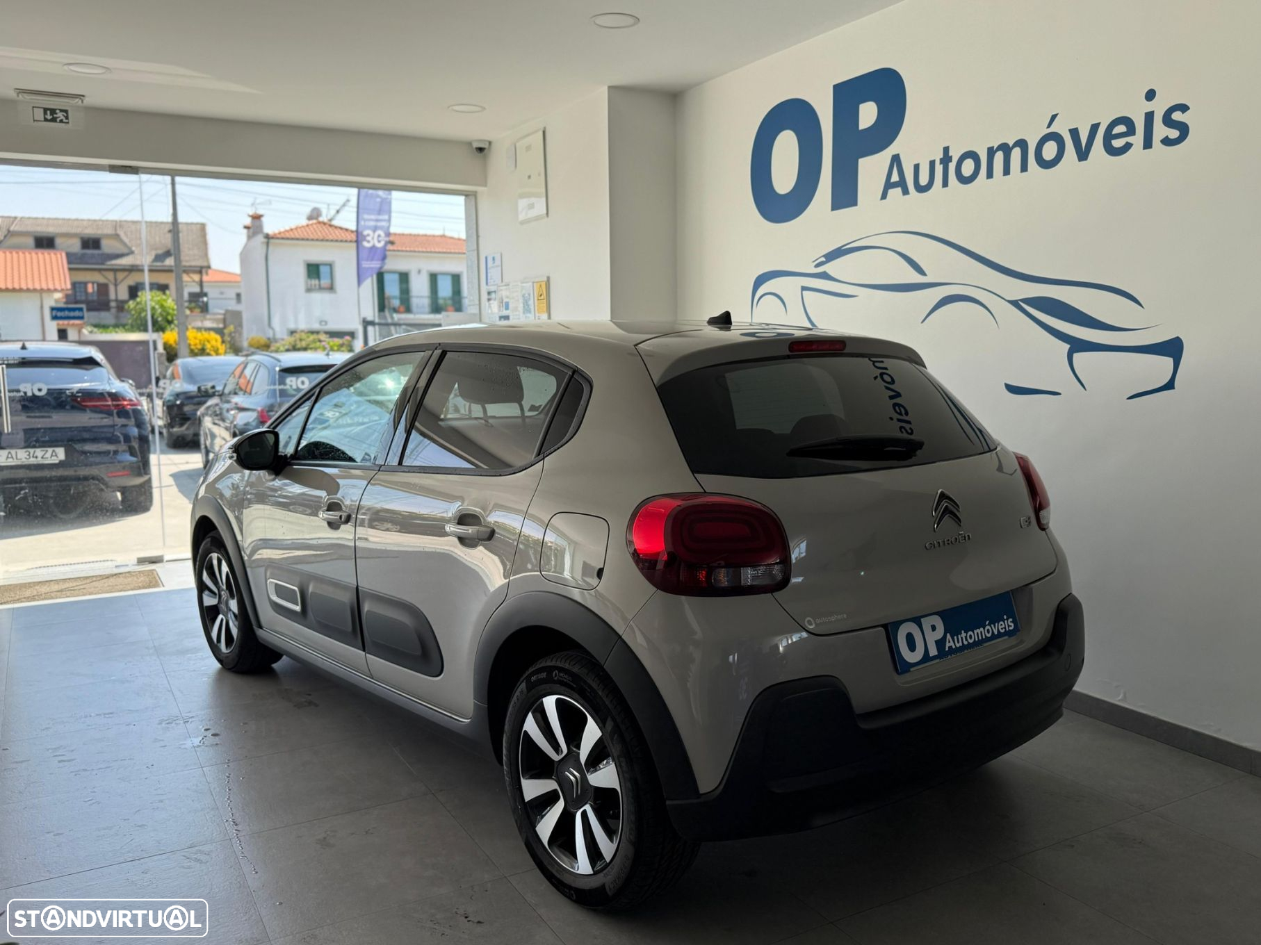 Citroën C3 1.2 PureTech Max - 3