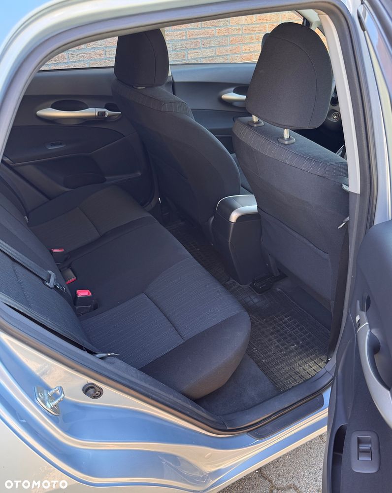 Toyota Auris 1.4 VVT-i - 12