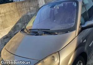 Renault Mégane Scénic - 4