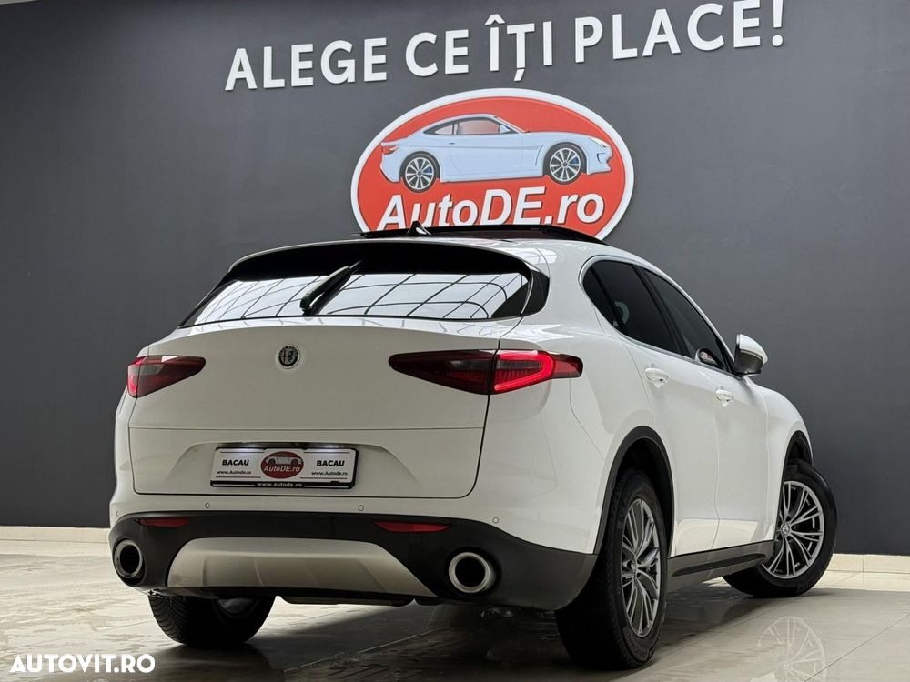 Alfa Romeo Stelvio - 4