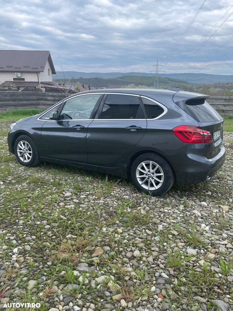 BMW Seria 2 214d Sport Line - 10