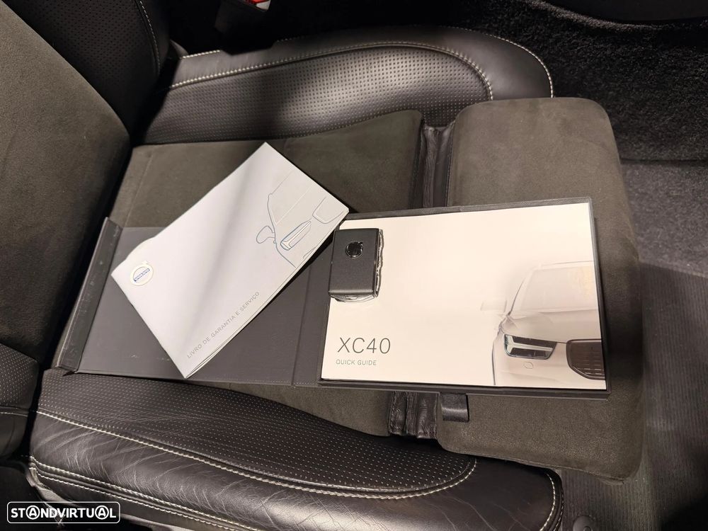 Volvo XC 40 2.0 D4 R-Design AWD - 44