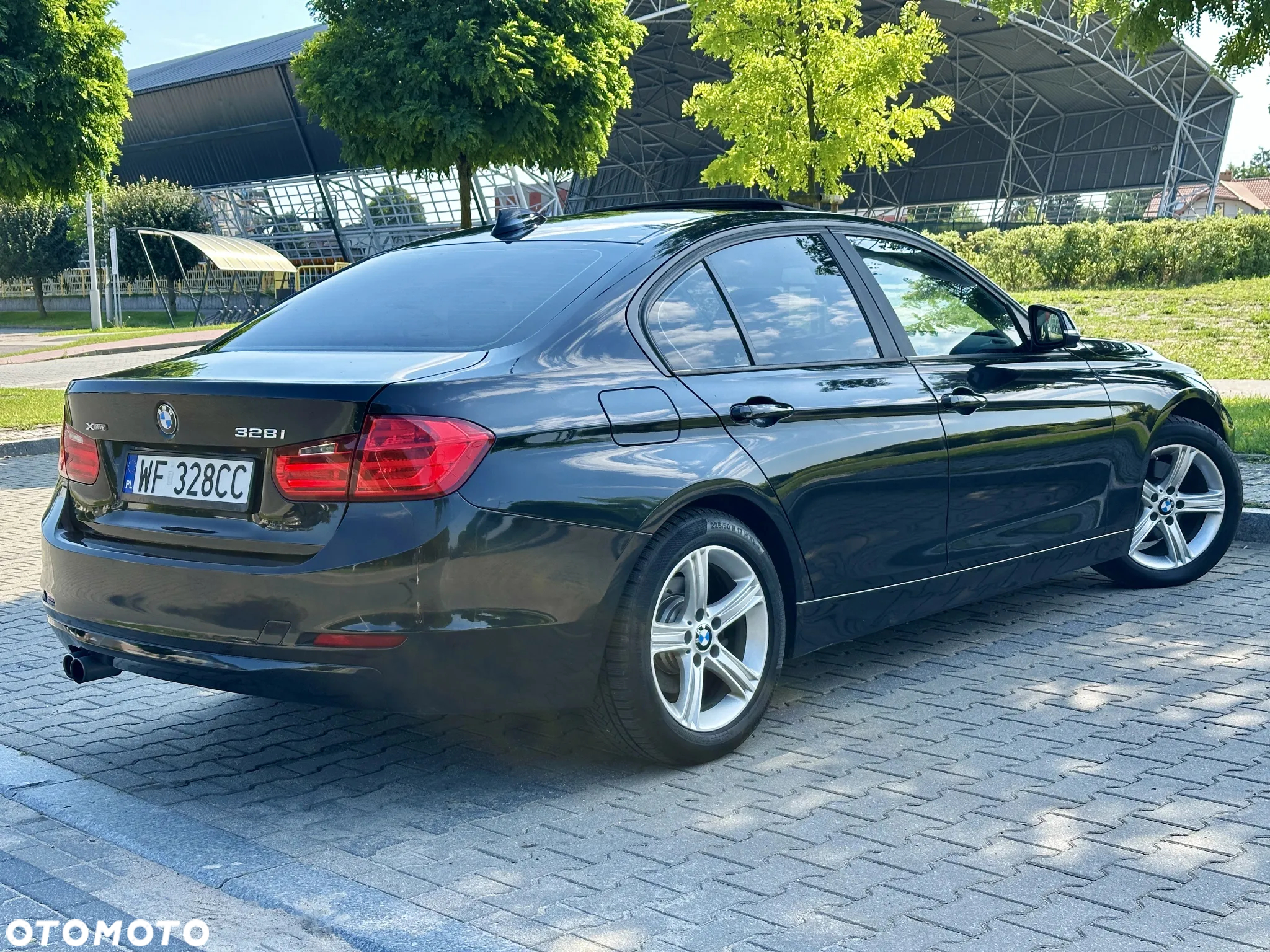 BMW Seria 3 328i xDrive Luxury Line - 16