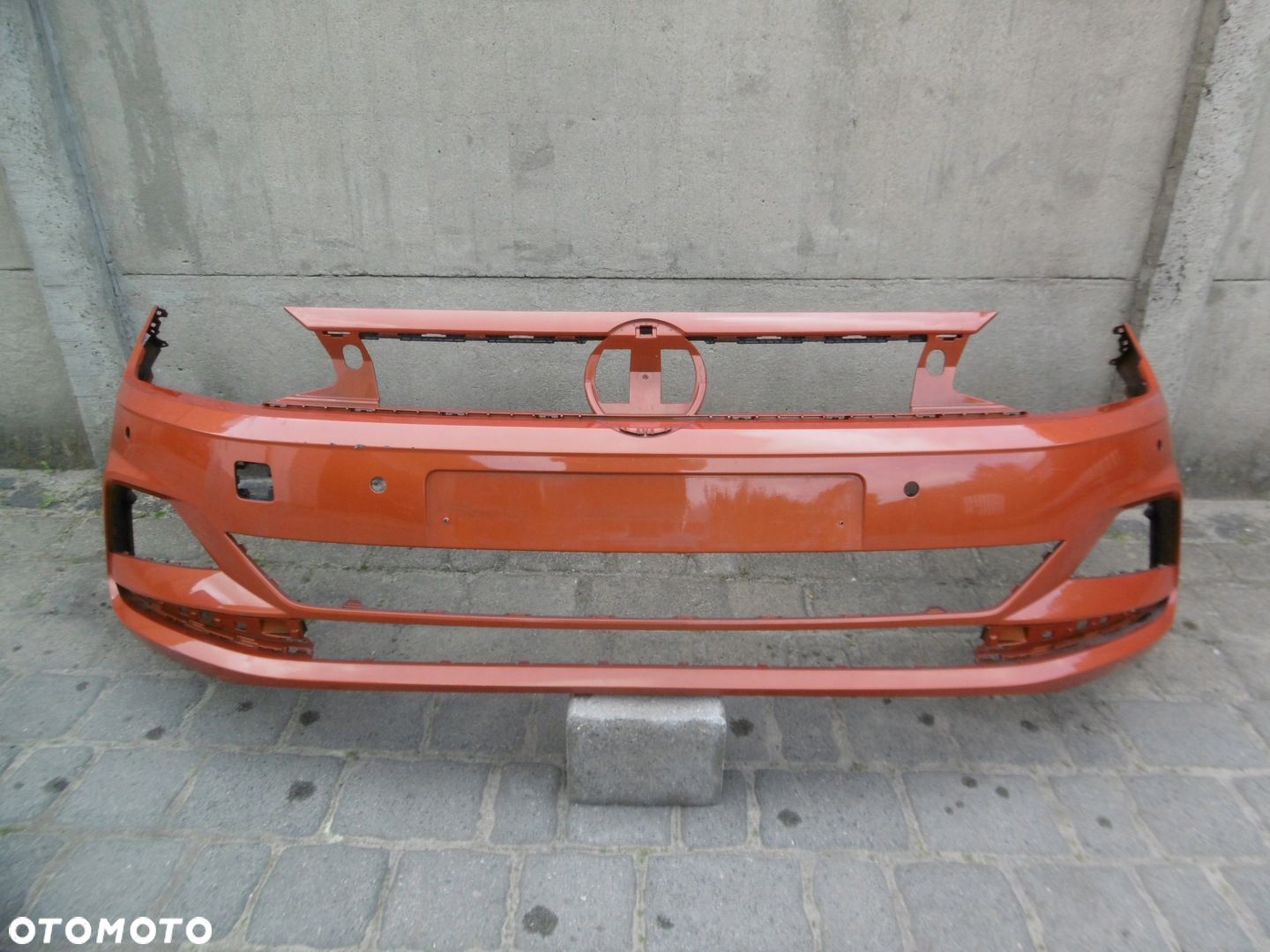 VW POLO 2G0 - zderzak przedni - 1
