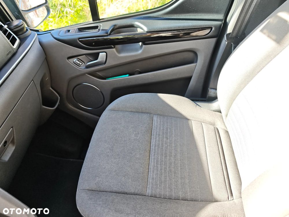 Ford Tourneo Custom 2.0 TDCi L2 Titanium SelectShift - 16