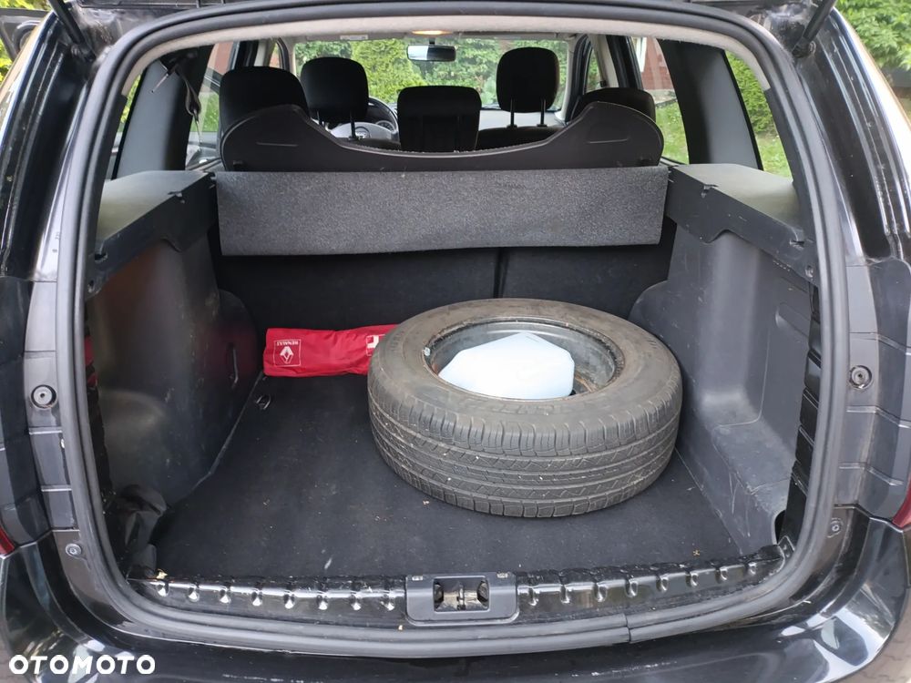 Dacia Duster 1.6 Laureate Euro5 - 13