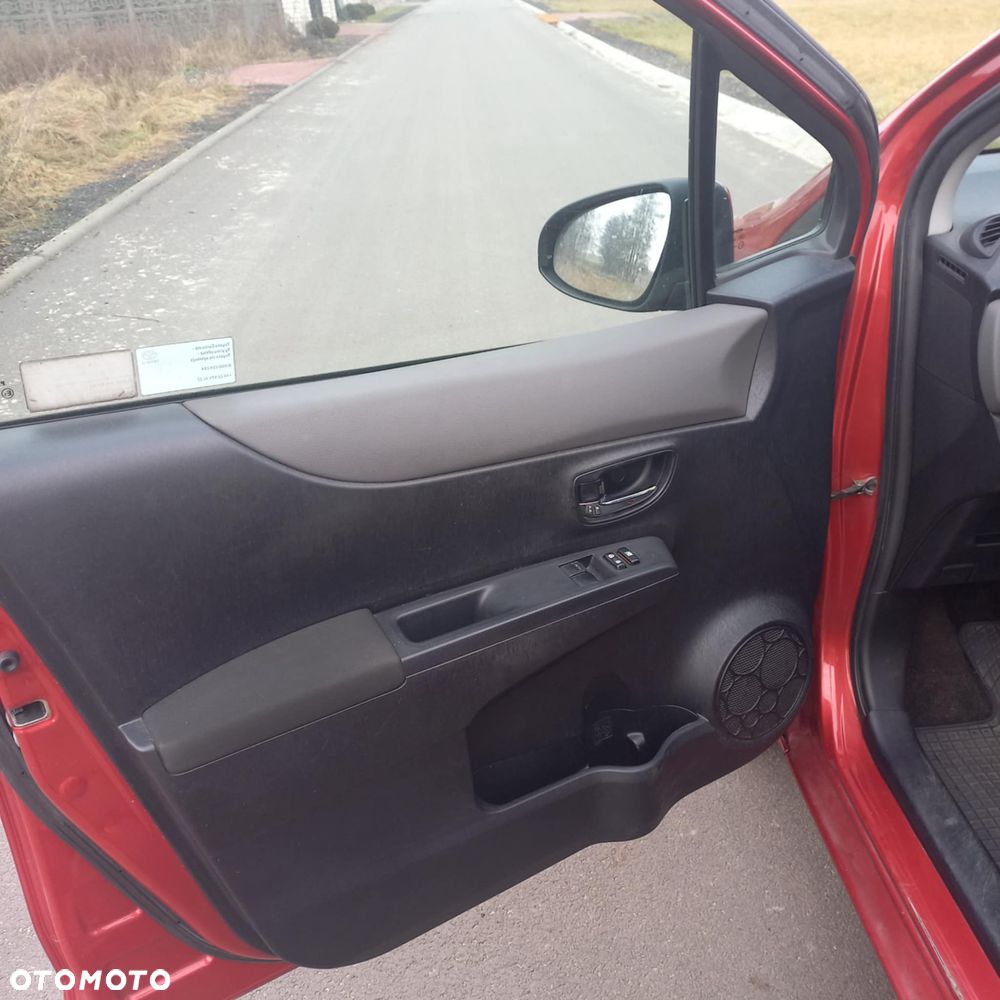 Toyota Yaris 1.0 Active - 12