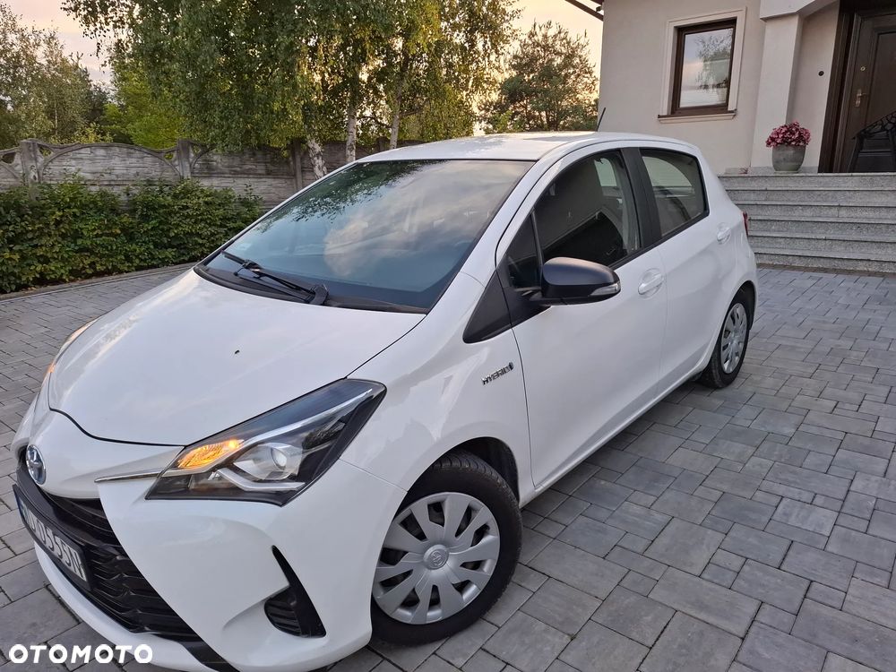 Toyota Yaris - 1