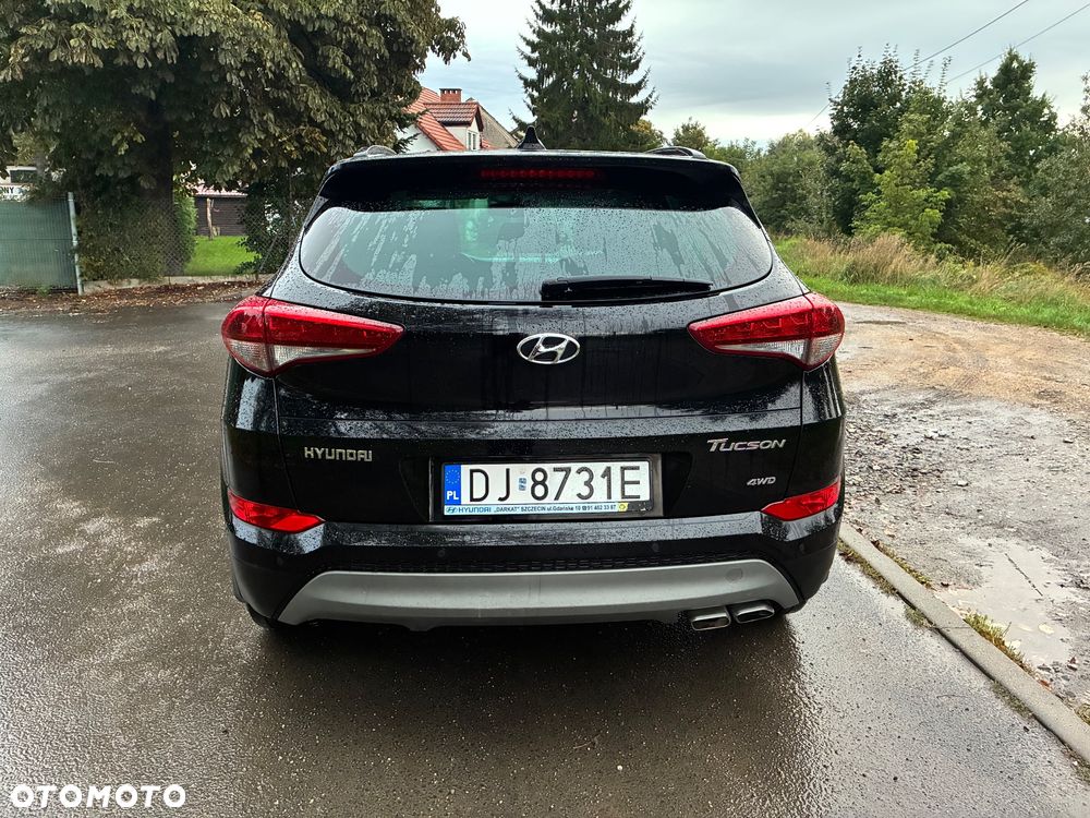 Hyundai Tucson 2.0 CRDI Comfort 4WD - 9