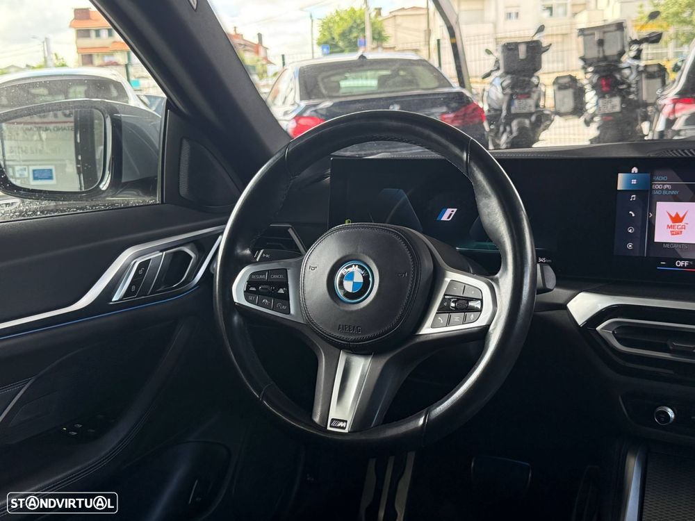 BMW i4 eDrive40 Pack Desportivo M - 58